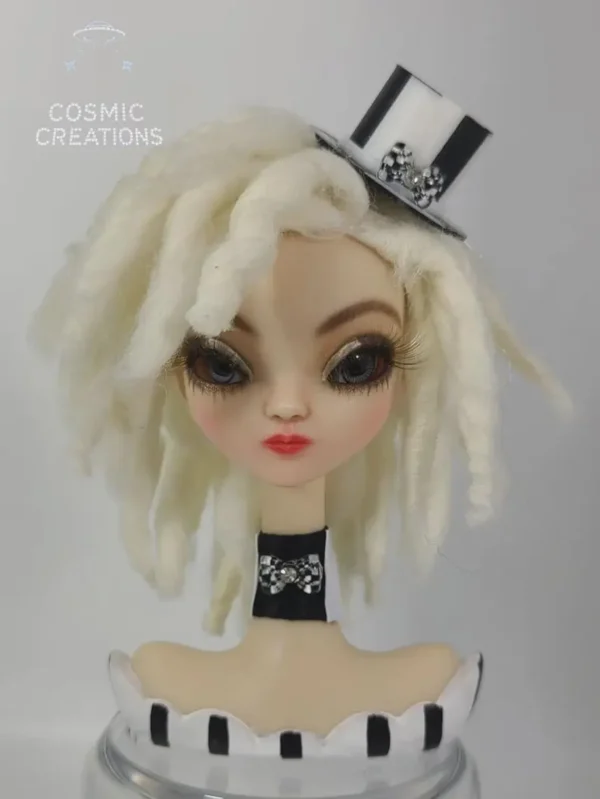 il_1140xN.7258881943_1rki Resin Bust by Cosmic Creations One-of-a-Kind